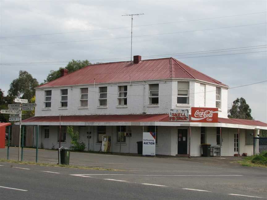 Shelford Victoria former general store.jpg