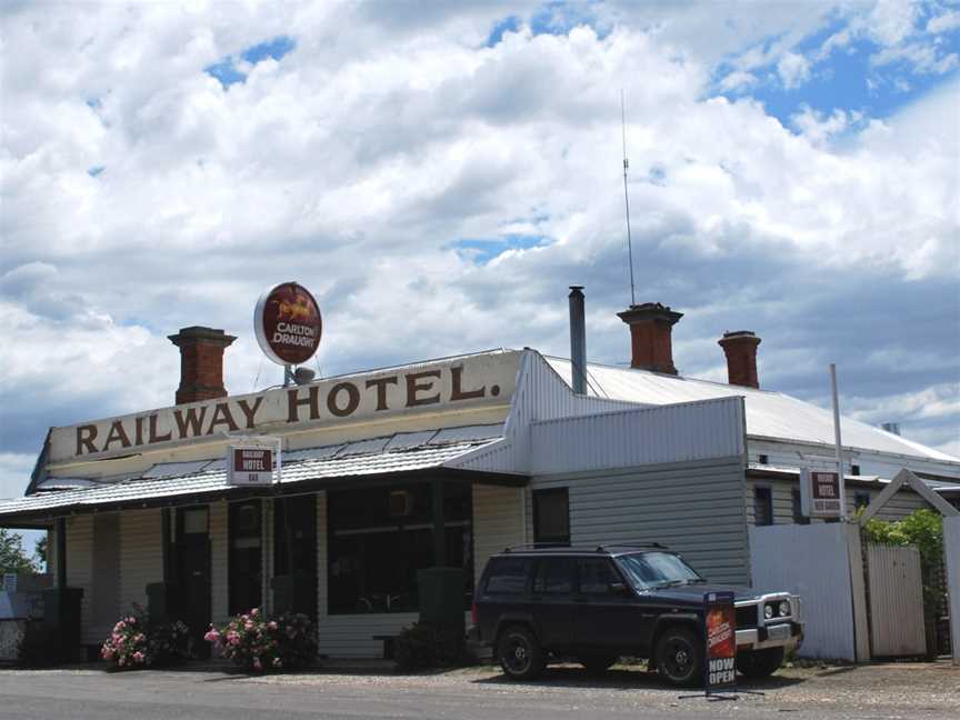 ElaineRailwayHotel.JPG