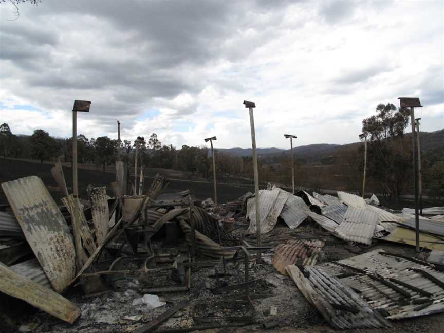 09vicbushfiredamage Steels Creek02