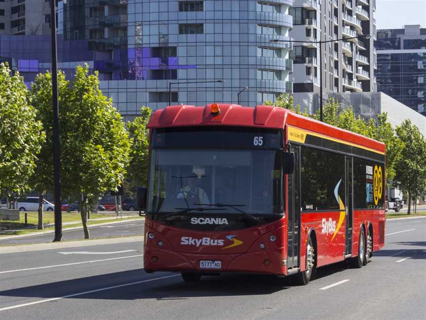 Skybusnumber65(5177 AO) Scaniain Wurundjeri Way C2013