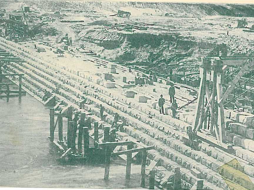 The Goulburn Weir CVictoria.