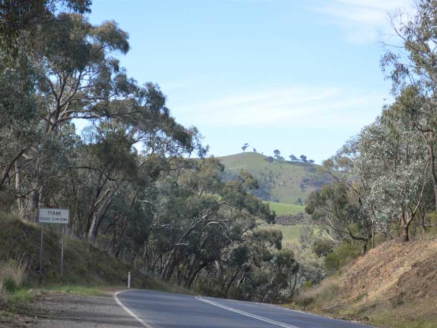 Tyaak Town Entry Sign.JPG