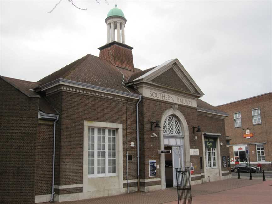 18.02.12 Bromley North Station(6898779907)