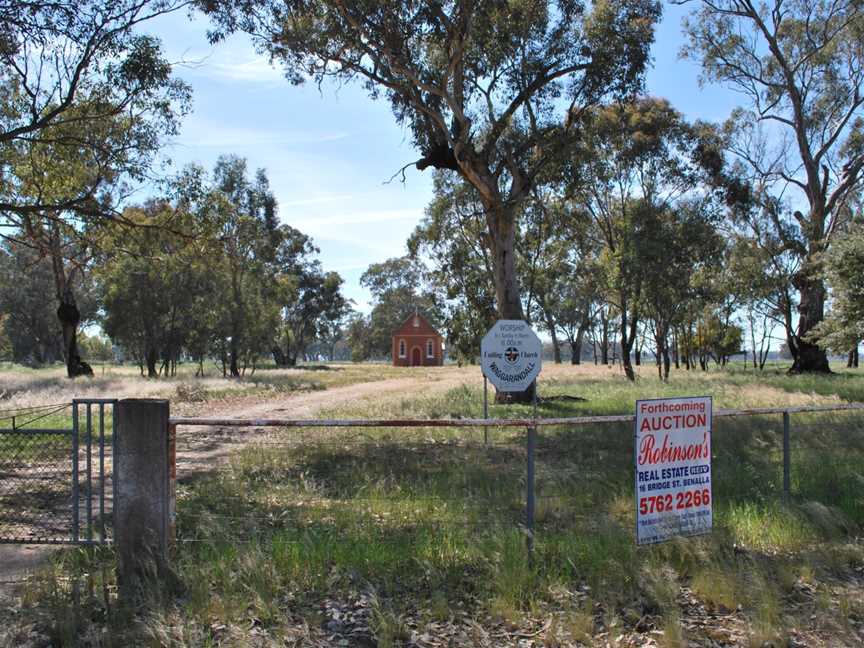 Waggarandall Uniting Church 001.JPG