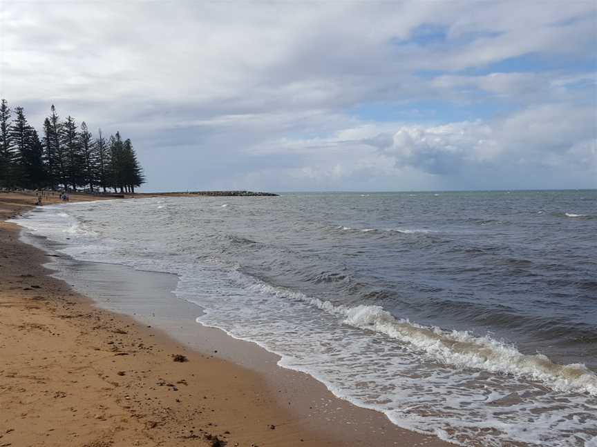 Scarborough Beach, Redcliffe.jpg