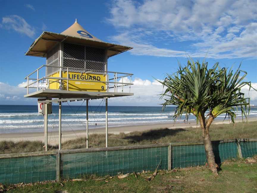 Tugun lifeguard post.jpg