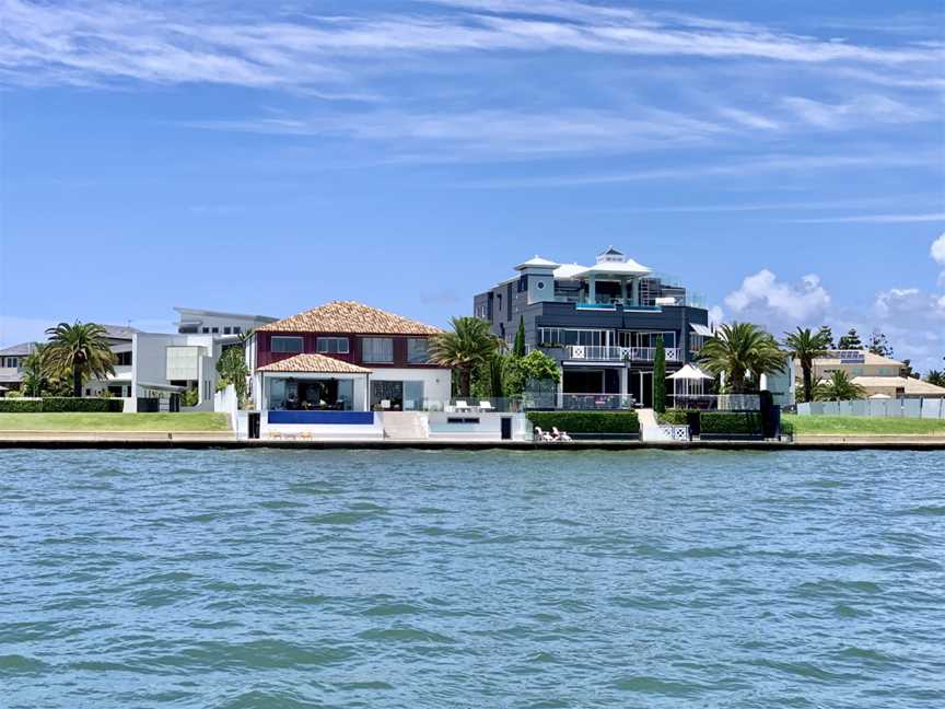 House on Sovereign Islands, Queensland 02.jpg