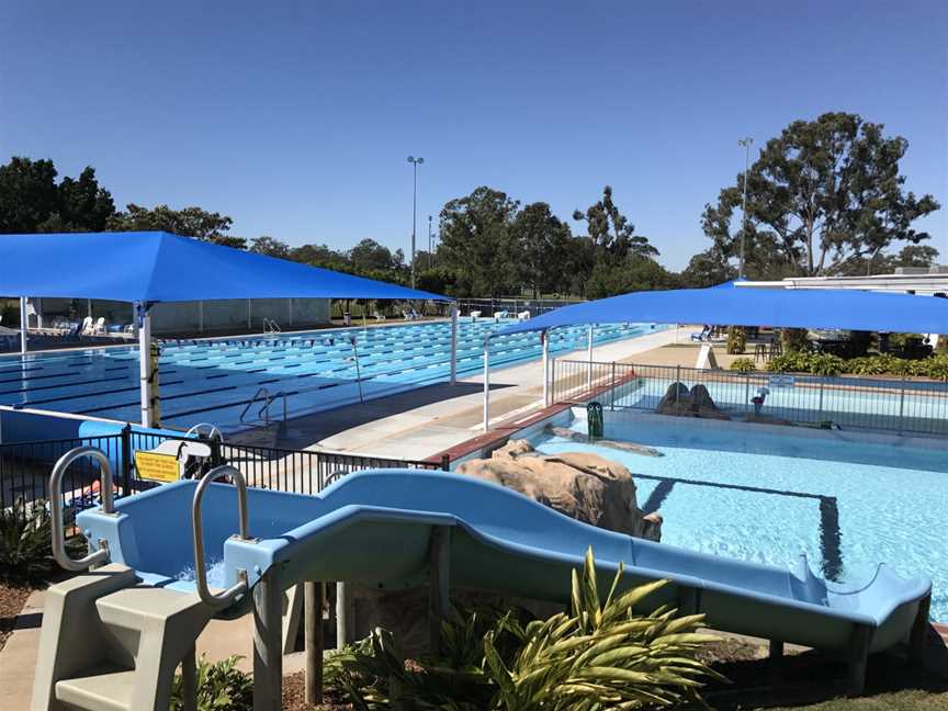 Dunlop Park Memorial Pool Corinda CQueensland01