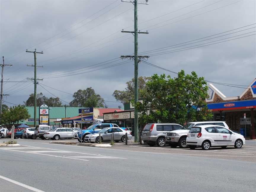 Woodford Main Street.JPG