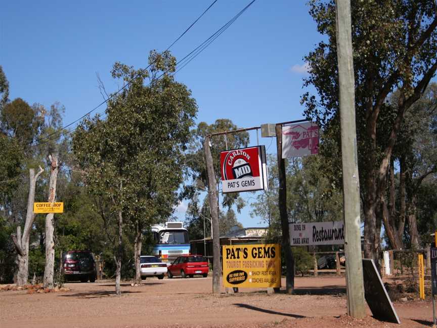 Rubyvale-pats-gems-outback-queensland-australia.jpg