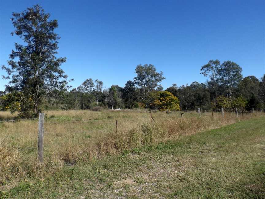 Paddocks along Hooper Street, West Ipswich, Queensland.jpg