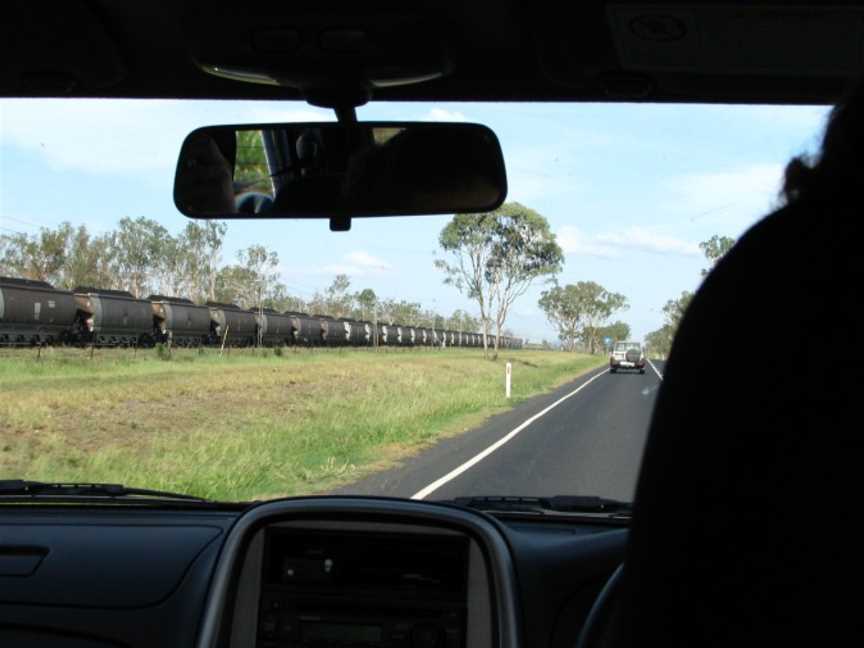 Coal Train next to Peak Downs Highway.jpg