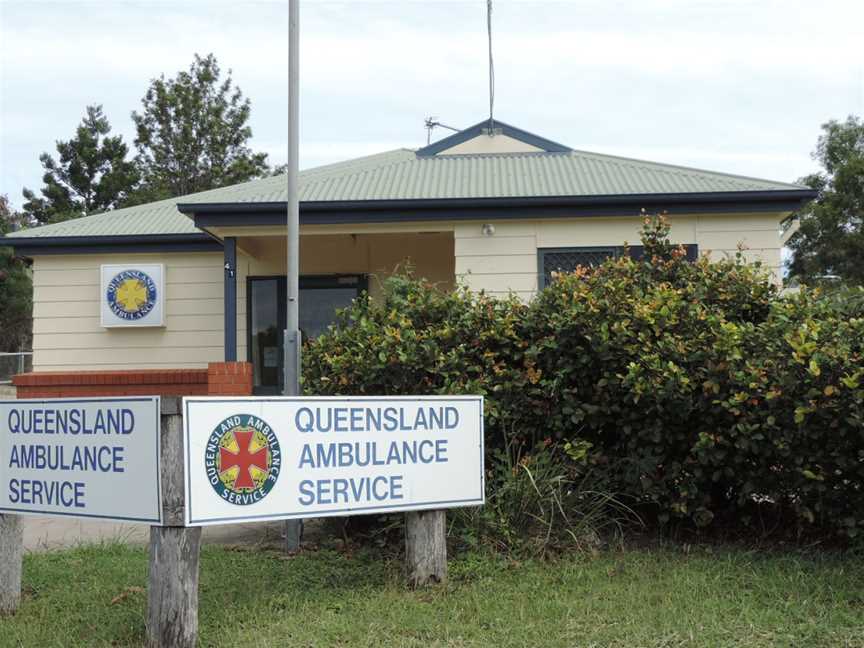 Ambulancestation CRaglan Street CMount Larcom C2014