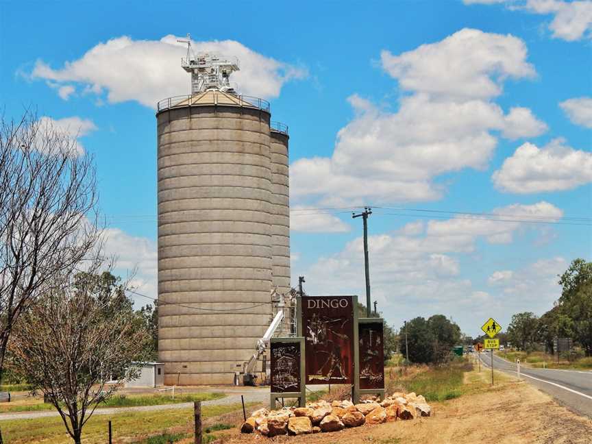 Dingo grain silos December 2017.jpg