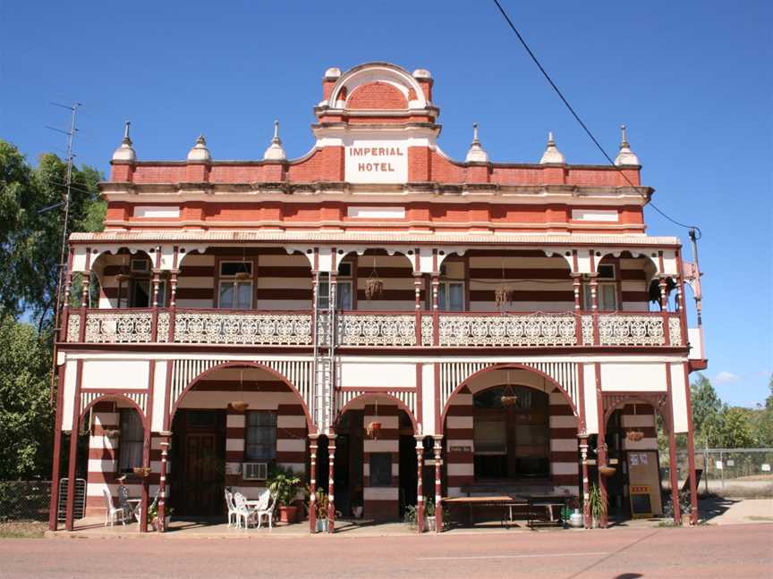 Imperial-hotel-ravenswood-outback-queensland-australia.JPG