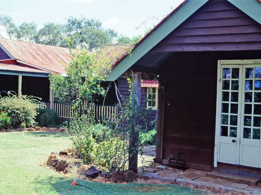 Burrandowan Station Homestead (2001).jpg