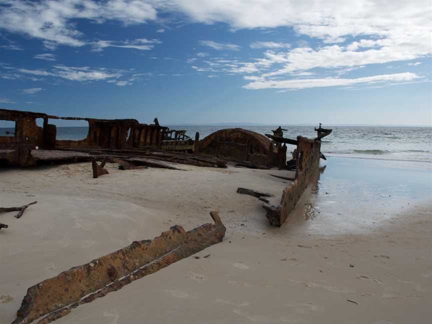 Bulwer wrecks, 2011.jpg