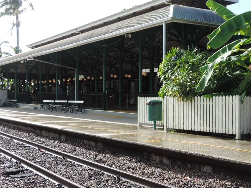 Freshwaterrailwaystation Cplatformside CBarron CCairns C2018