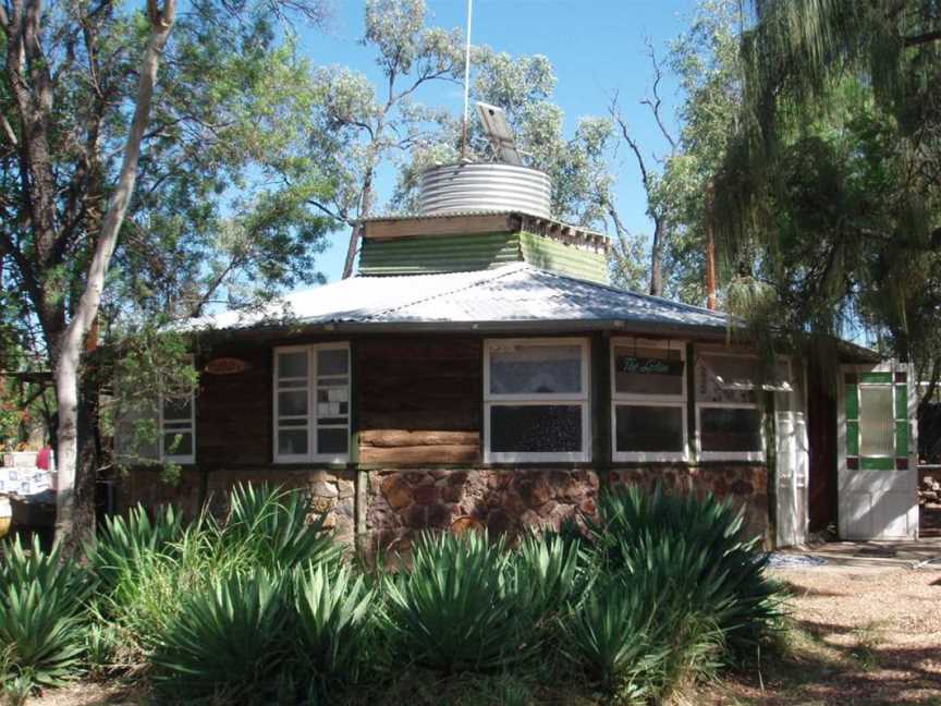 Tomahawk Creek Huts - The Lodge (2011).jpg