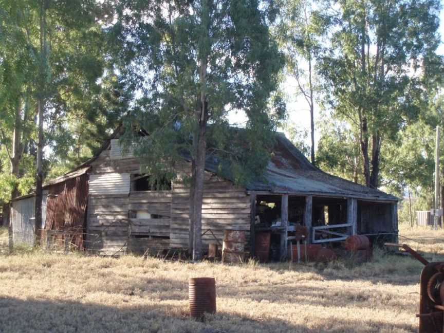 Machinery Shed at The Glebe (2009).jpg