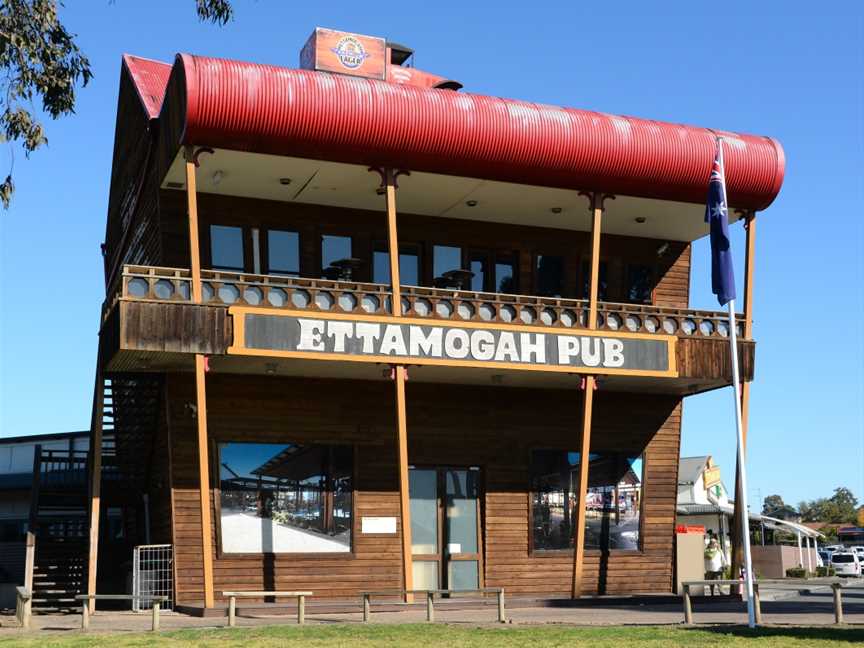 (1) Ettamogah Pub2