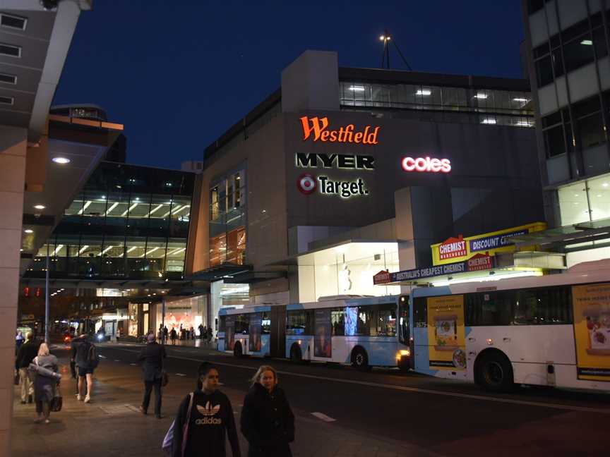 (1) Bondi Junction060