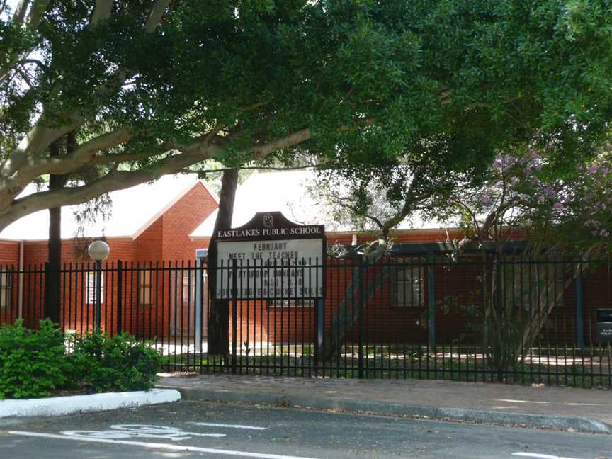 Eastlakes Public School