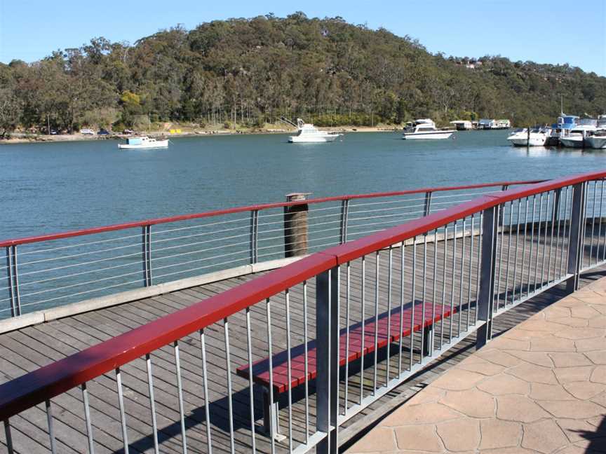 Lugarno boardwalk.JPG