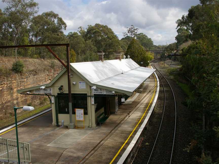 Rlwy stn glenbrook.jpg