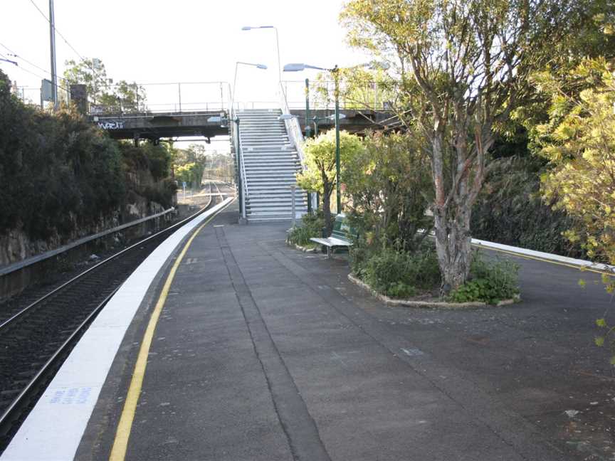 Hazelbrookstationsteps