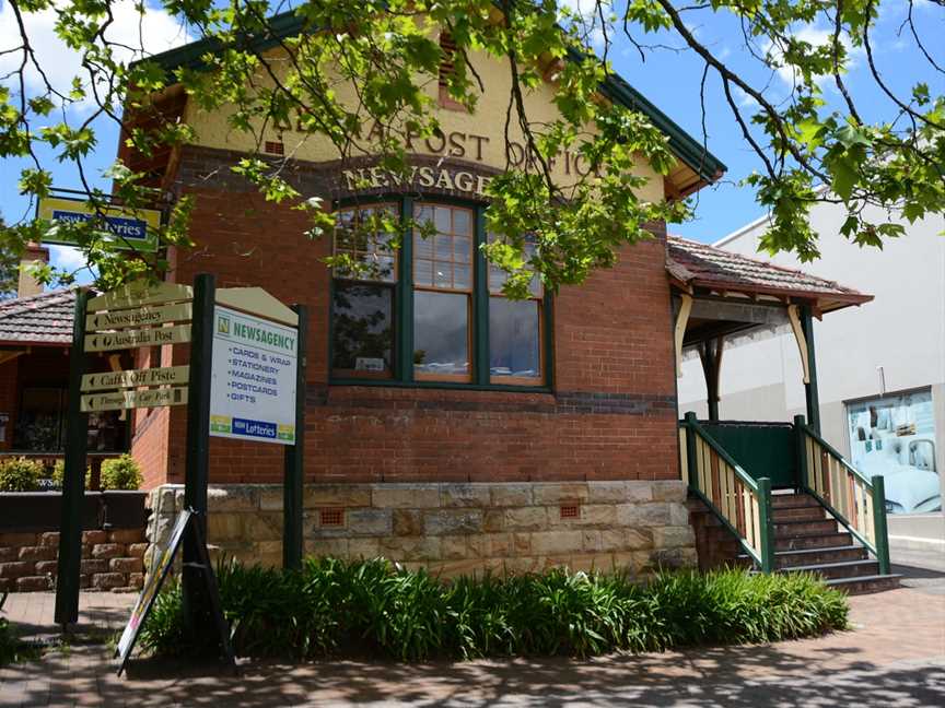 (1) Leura Post Office