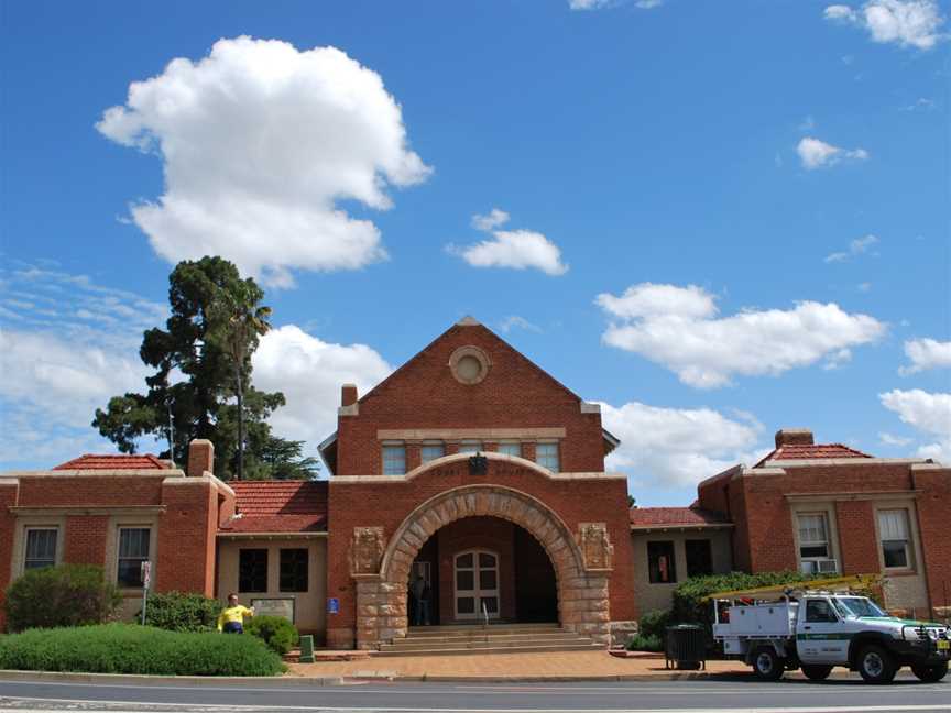 Wellington Court House