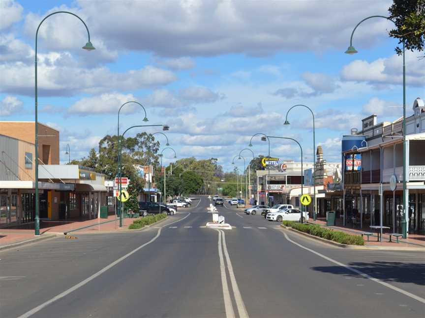 Cobar Main Street 001.JPG