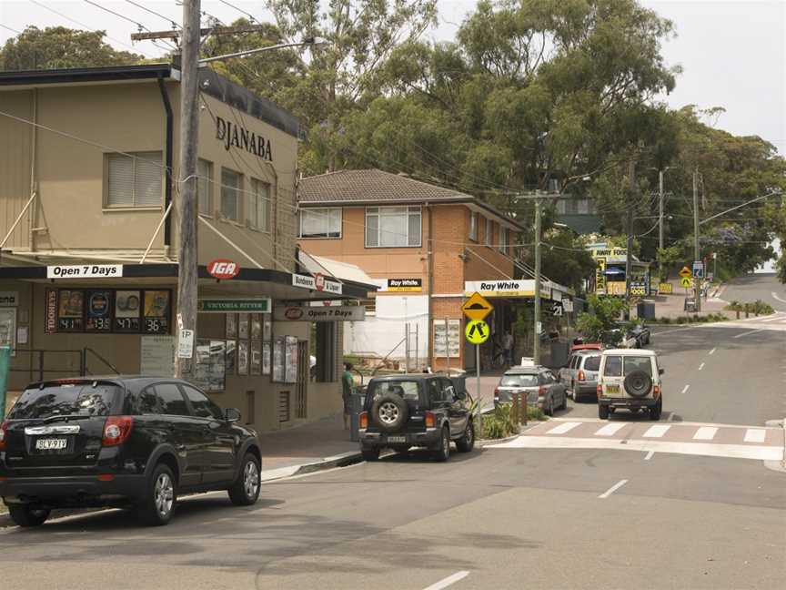 Bundeena, town centre.jpg