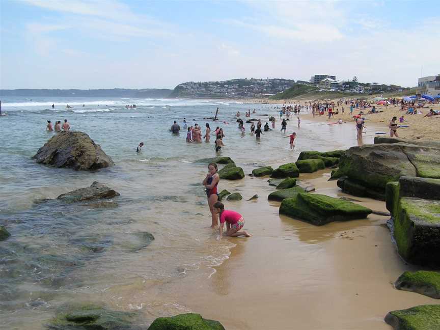 Bar Beach viewing South toward Merewether.jpg