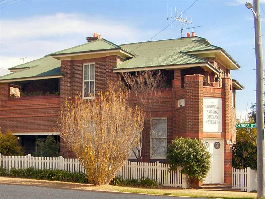 Old Bank Woodstock