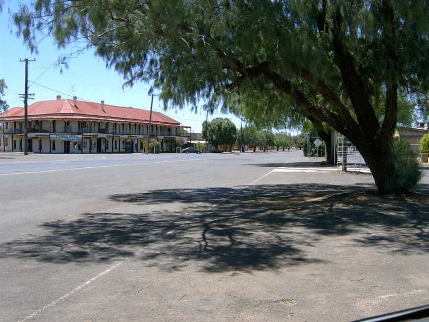 Trundle NSW Main Street.jpg