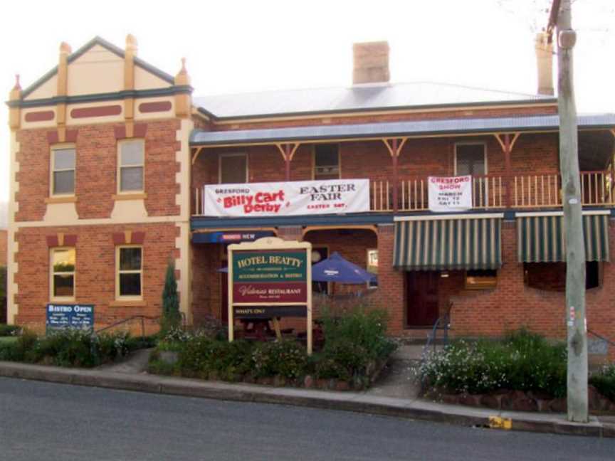 Hotel Beatty Gresford.jpg