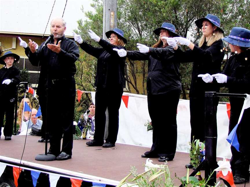 Signing Choir, Wagstaffe, NSW, Australia, 2009 (01).jpg