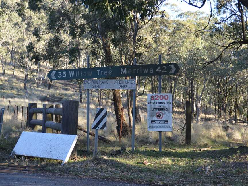 Little Jacks Creek Municipal Border Sign A.JPG