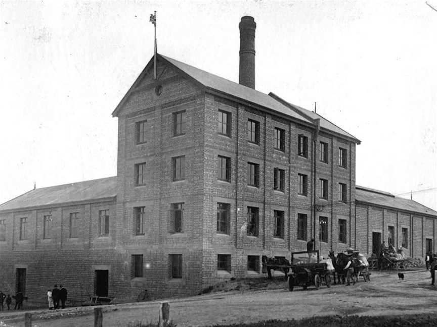 Flourmillat Murray Bridge East C1920