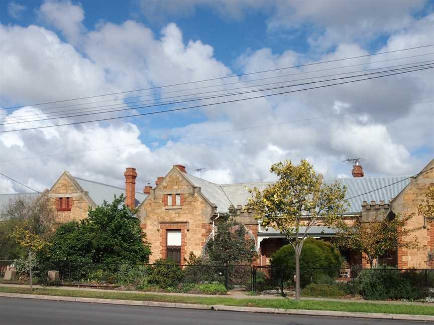 Rose Streetcottages CMile End