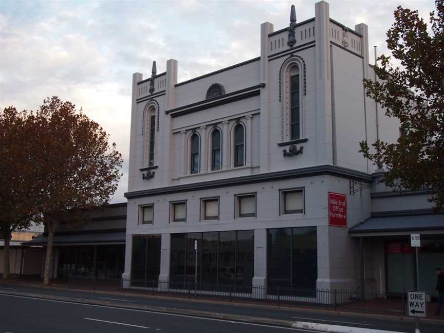 Star Theatre CMile End