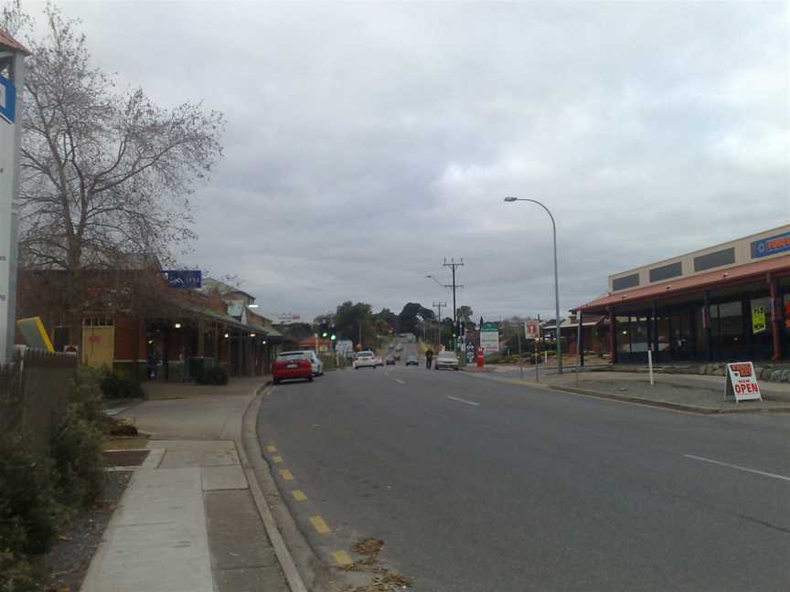 South Road, Old Reynella facing North.jpg