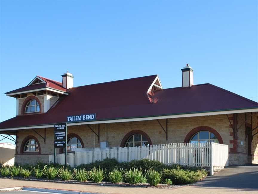 Tailem Bend Train Station