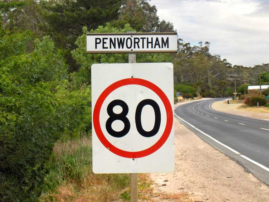 Penwortham, northern entrance.JPG