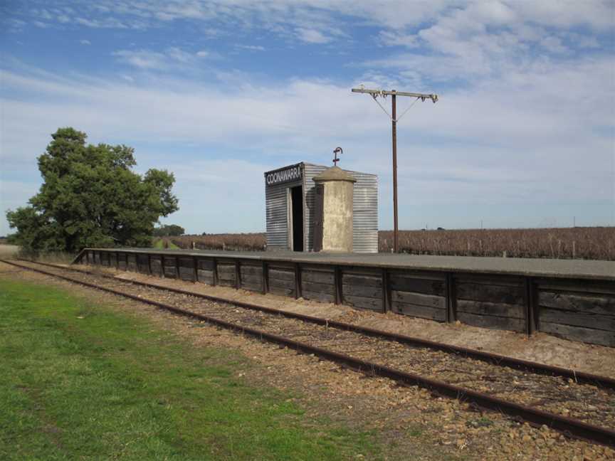 Coonawarra railway station 2.JPG