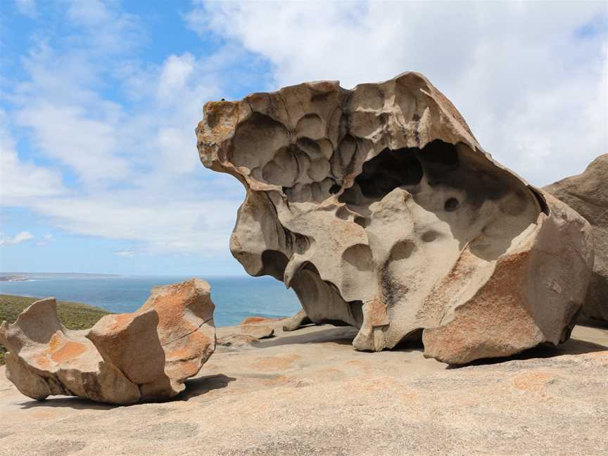 Remarkable Rocks 03.jpg