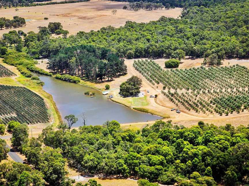 Larrikins of Margaret River, Wineries in Metricup