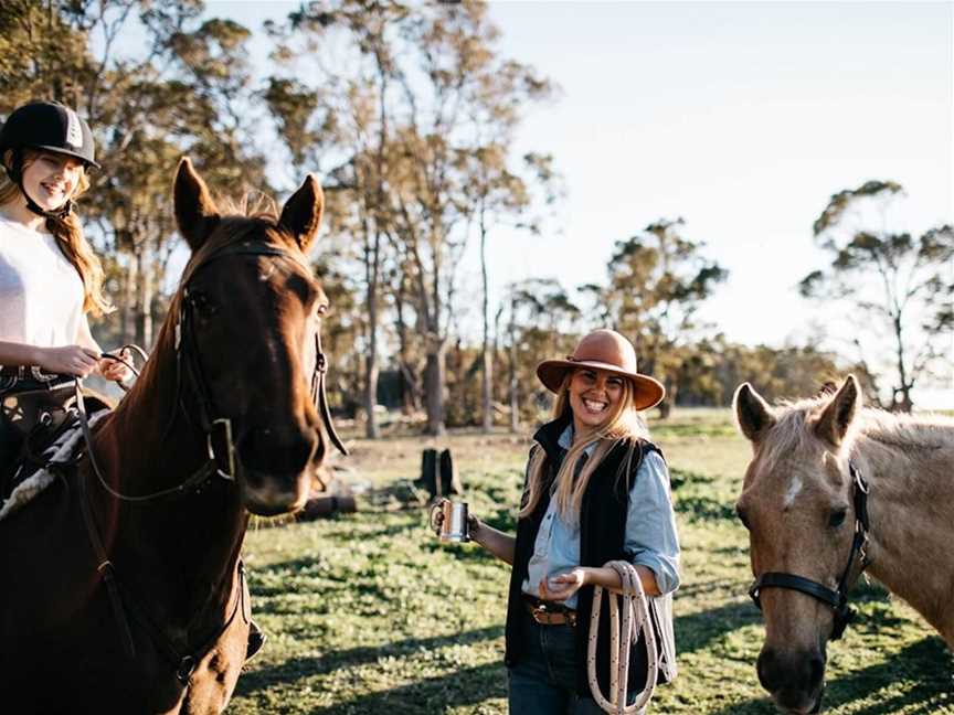 Jesters Flat, Wineries in Rosa Brook